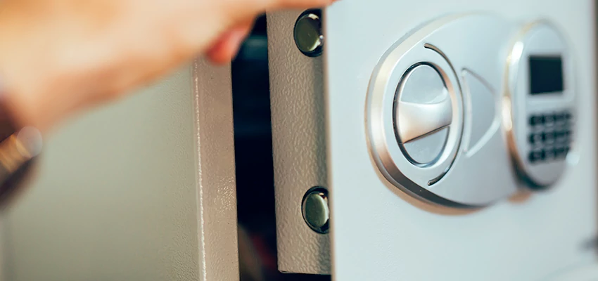 Fingerprint Safe Openers in King City, CA