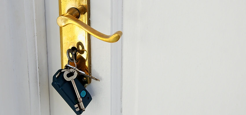 Broken Door Key Extraction in King City, CA